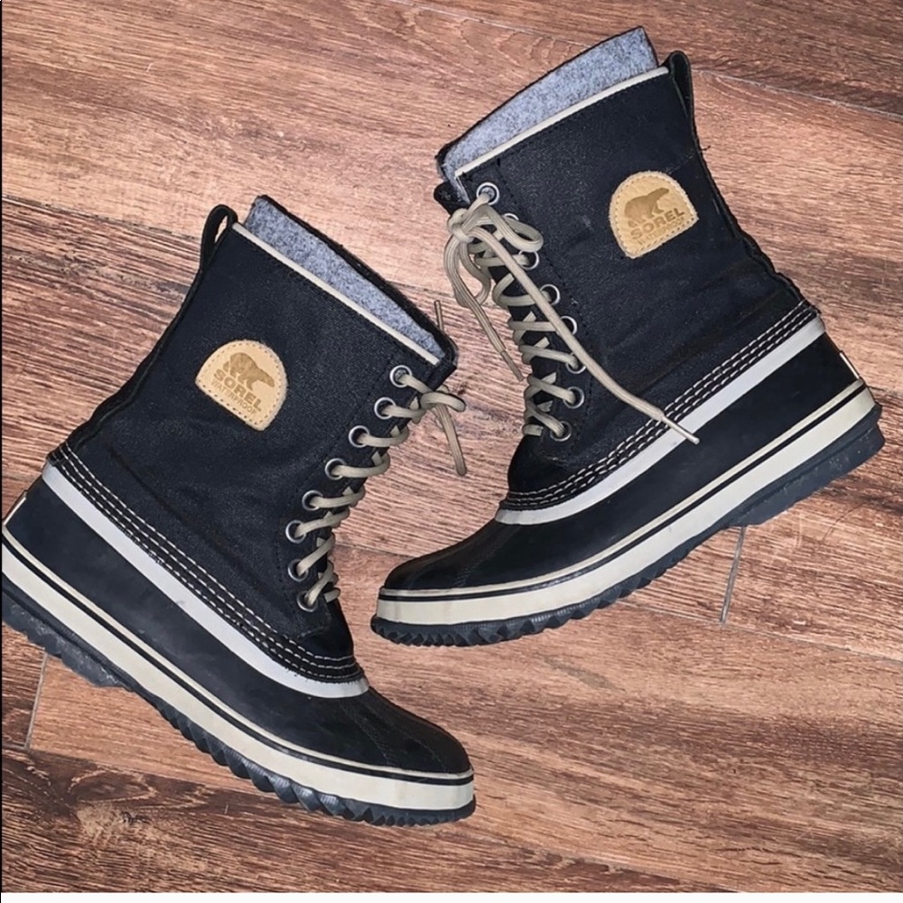Sorel boots 8.5